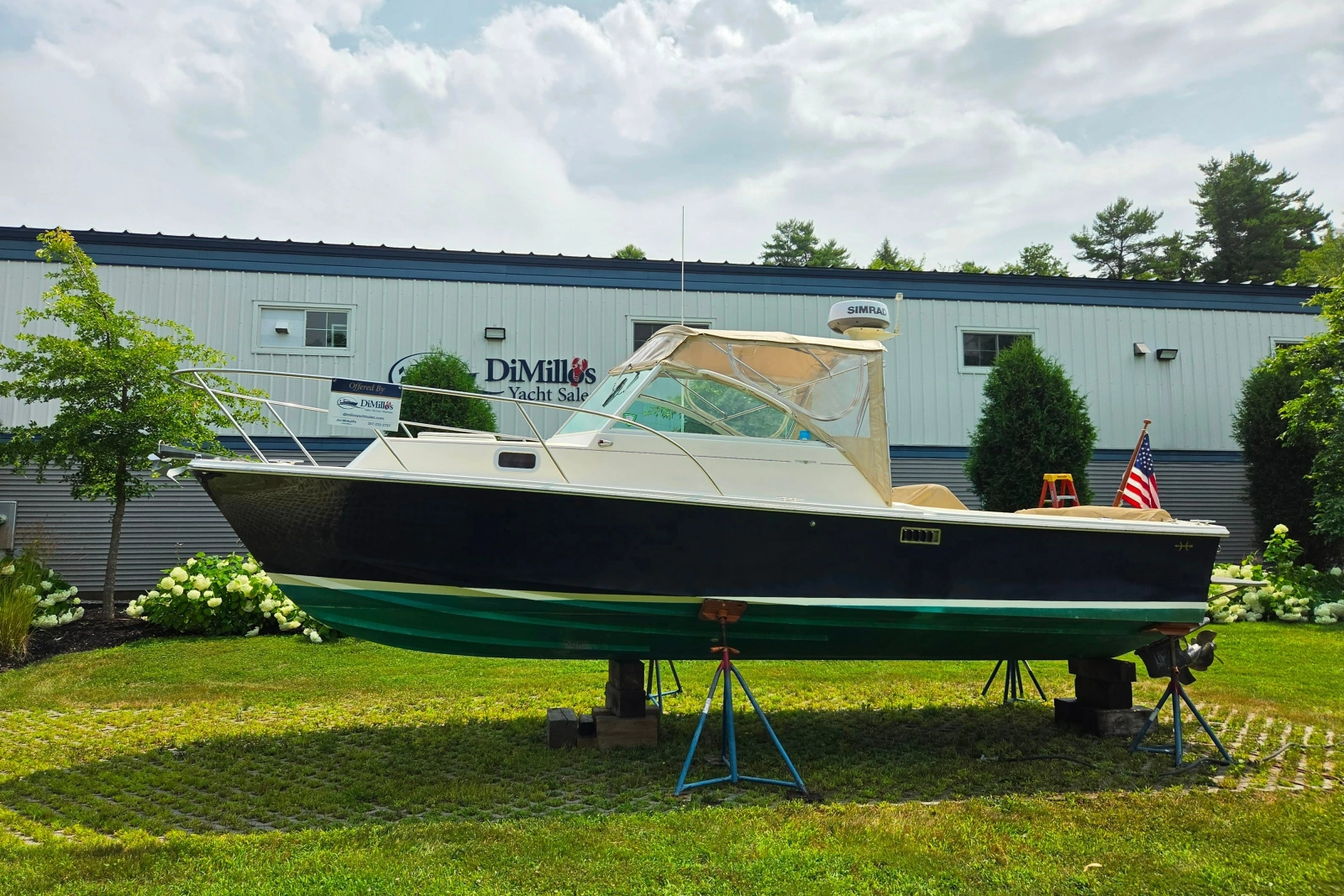 2004 Hunt Yachts Surfhunter 25