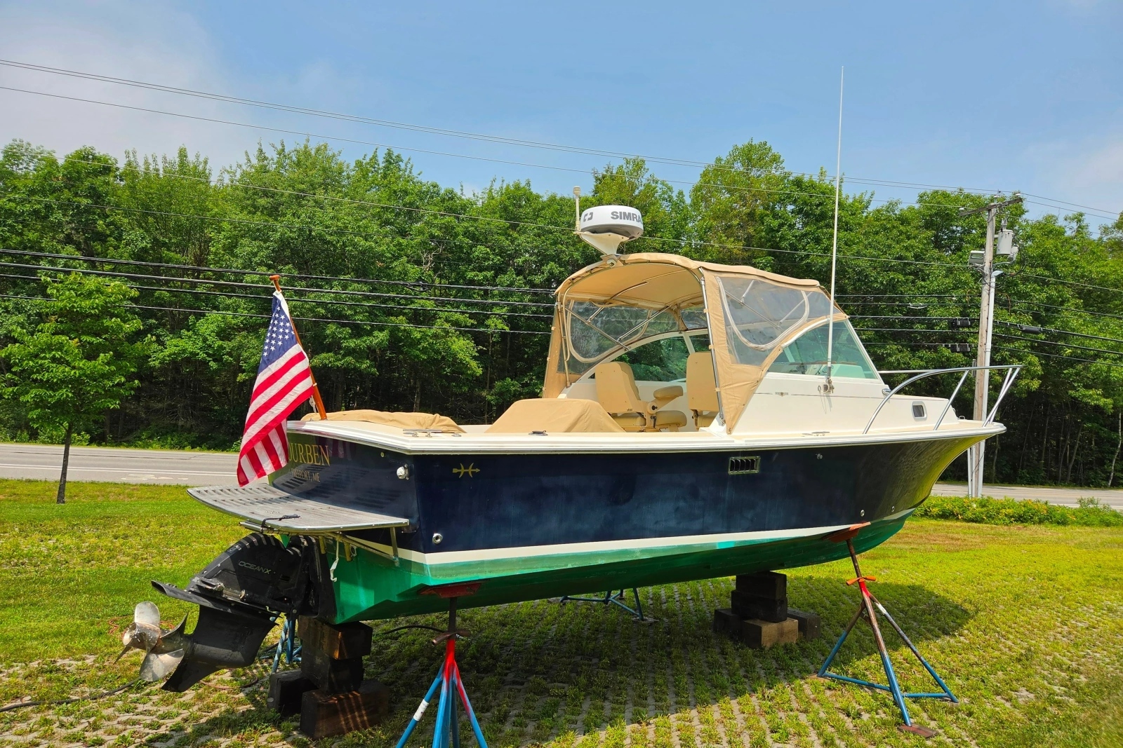 2004 Hunt Yachts Surfhunter 25