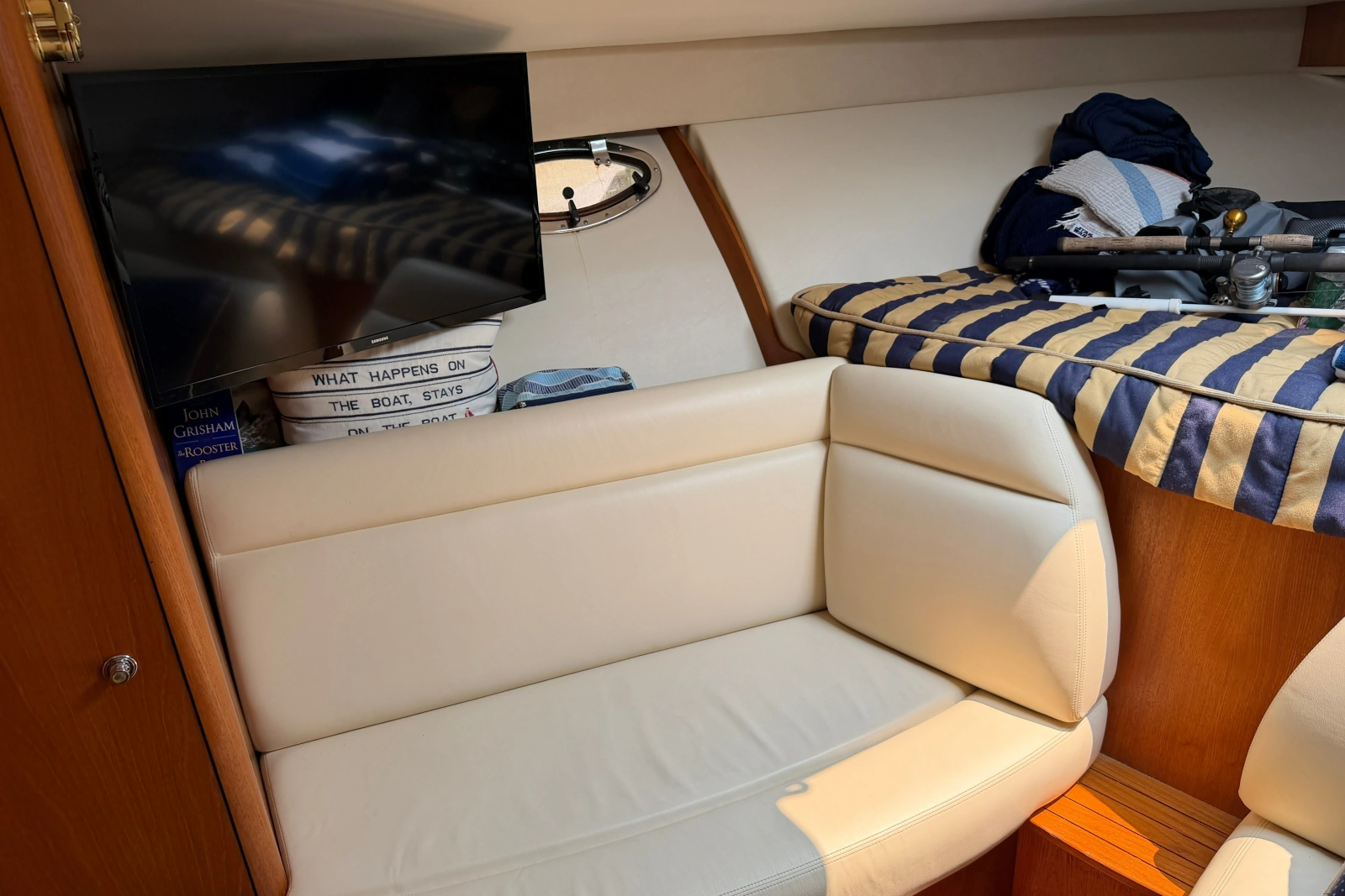2008 Tiara Yachts 3000