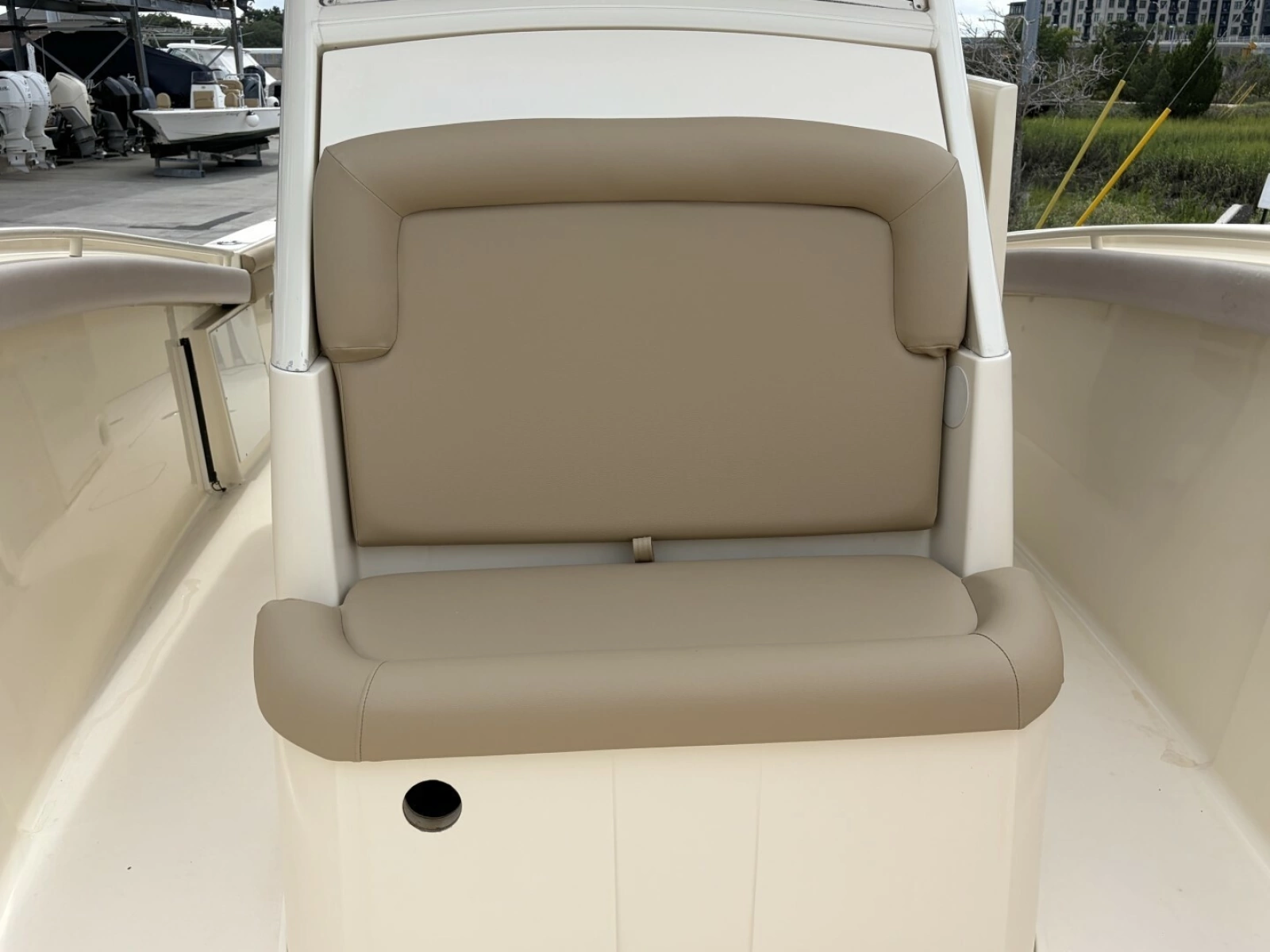 2014 Scout 320 LXF