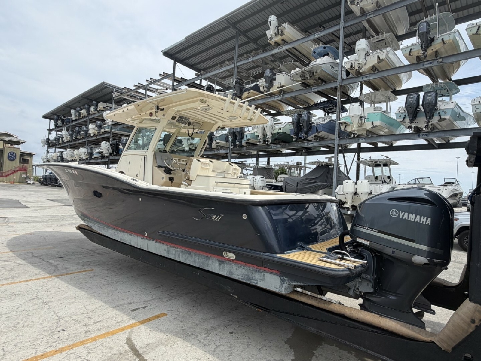 2014 Scout 320 LXF