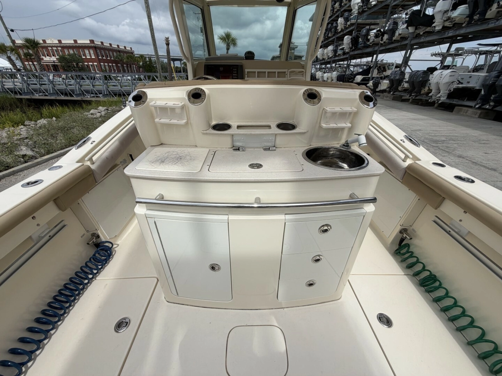 2014 Scout 320 LXF
