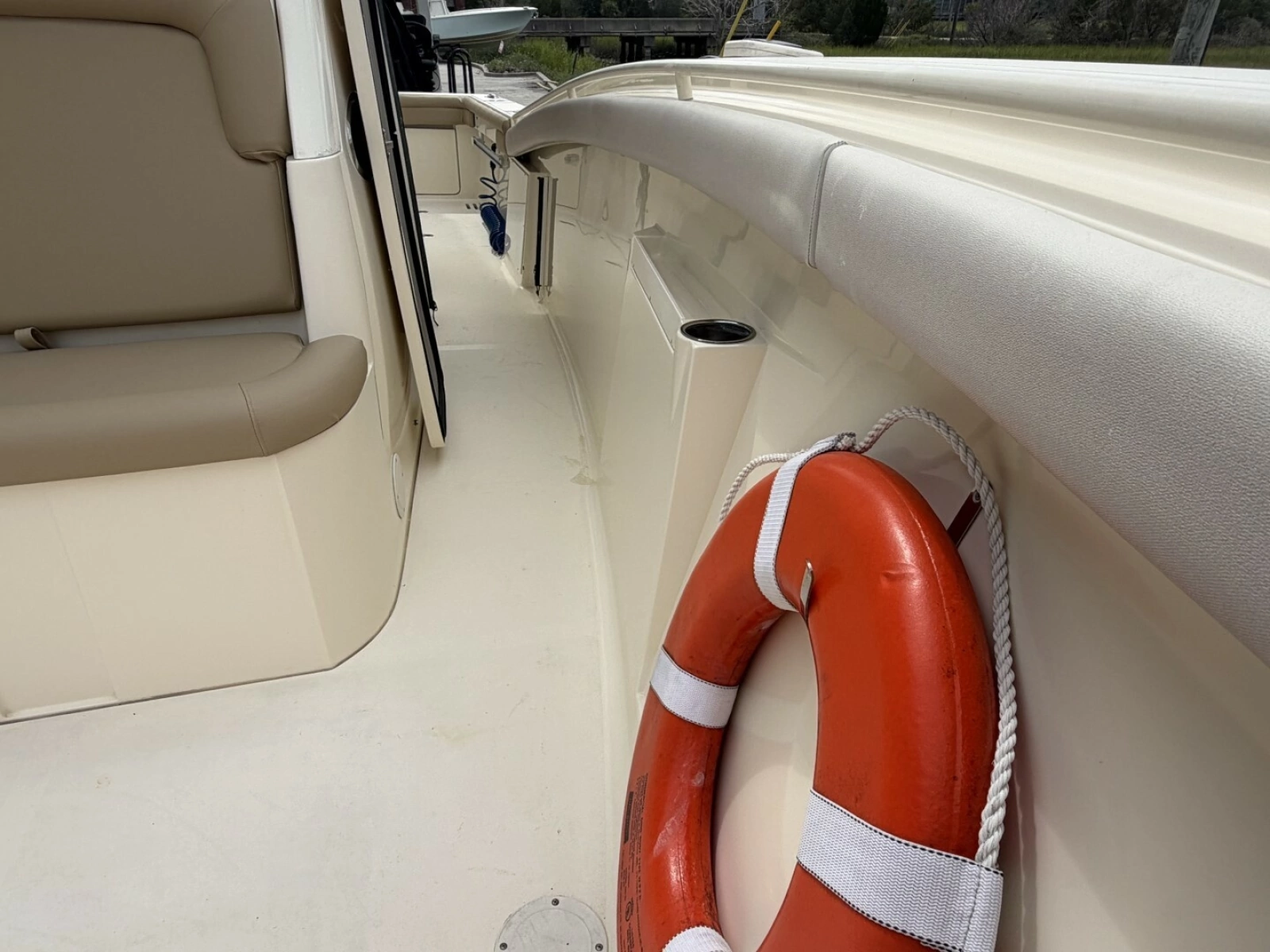 2014 Scout 320 LXF