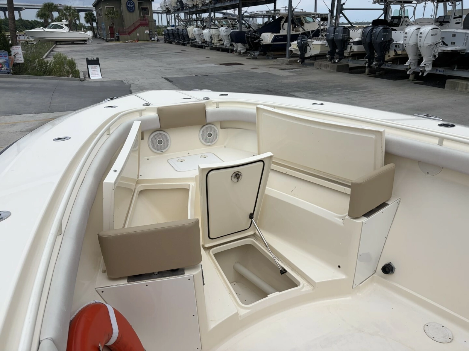 2014 Scout 320 LXF