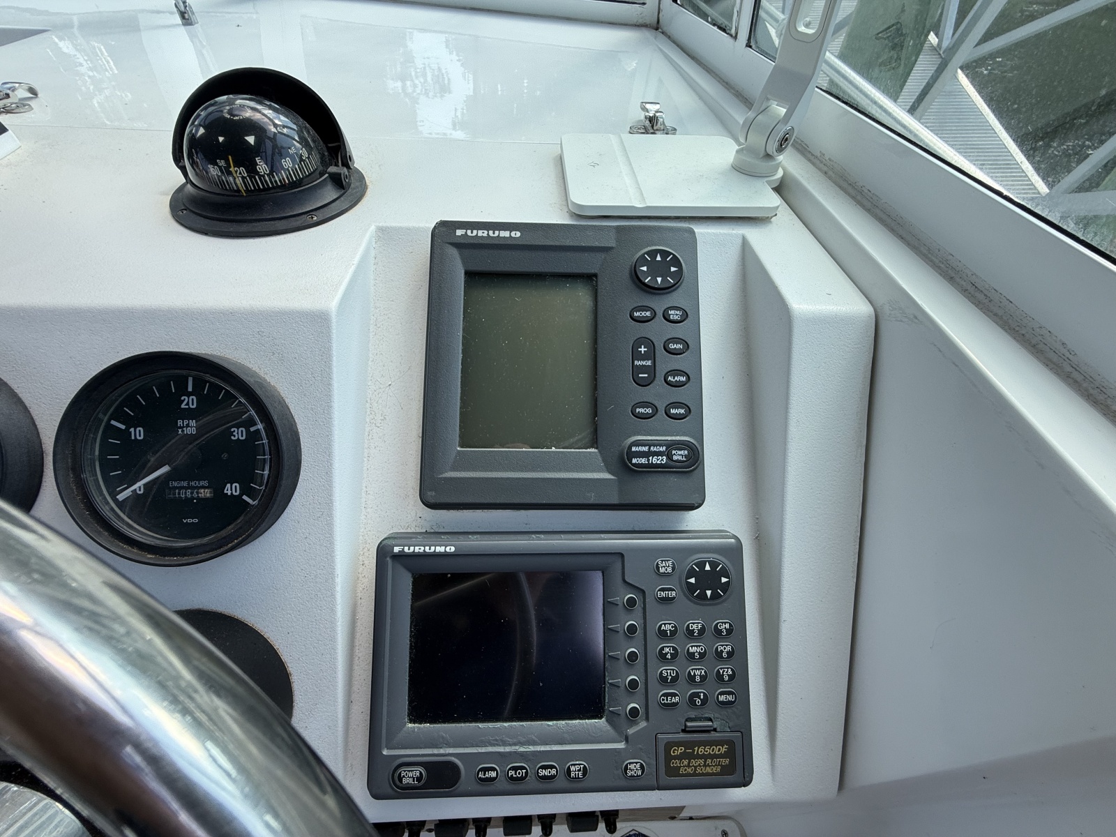 2000 Mainship 