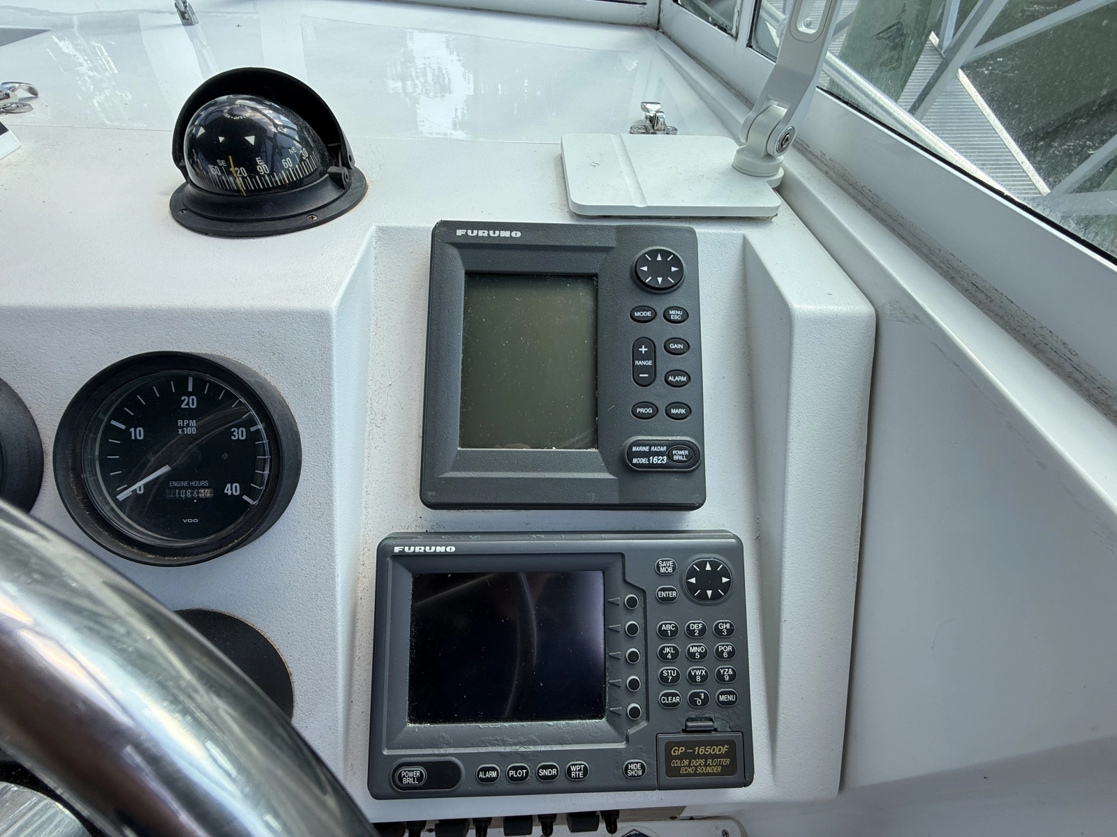 2000 Mainship 