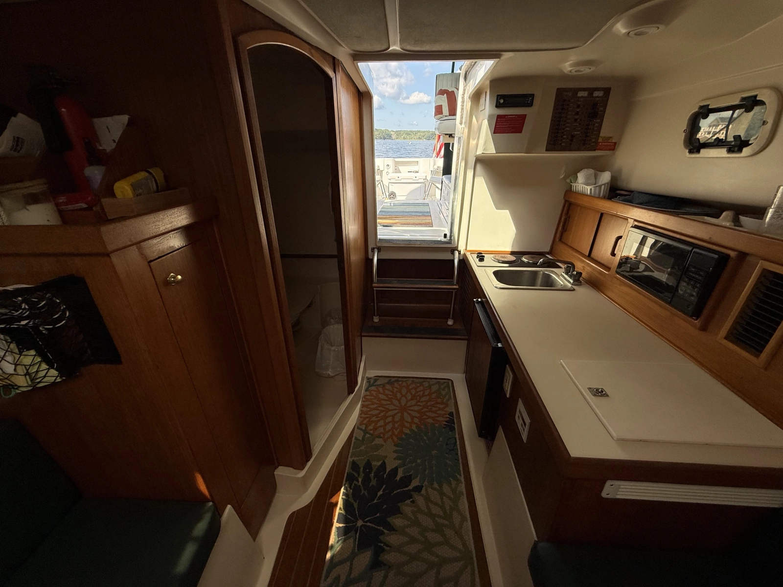 2000 Mainship 