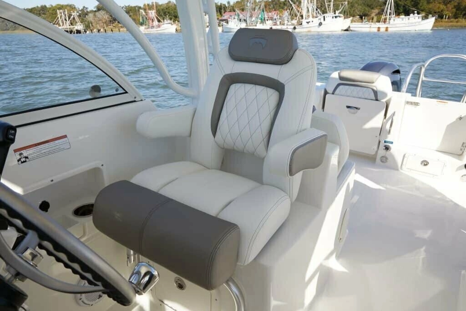 2013 World Cat 255 DC
