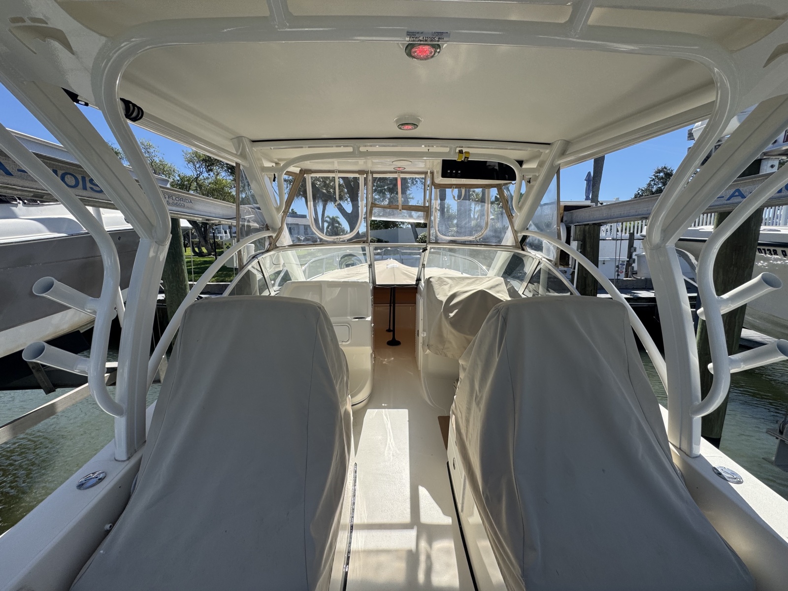 2013 World Cat 255 DC
