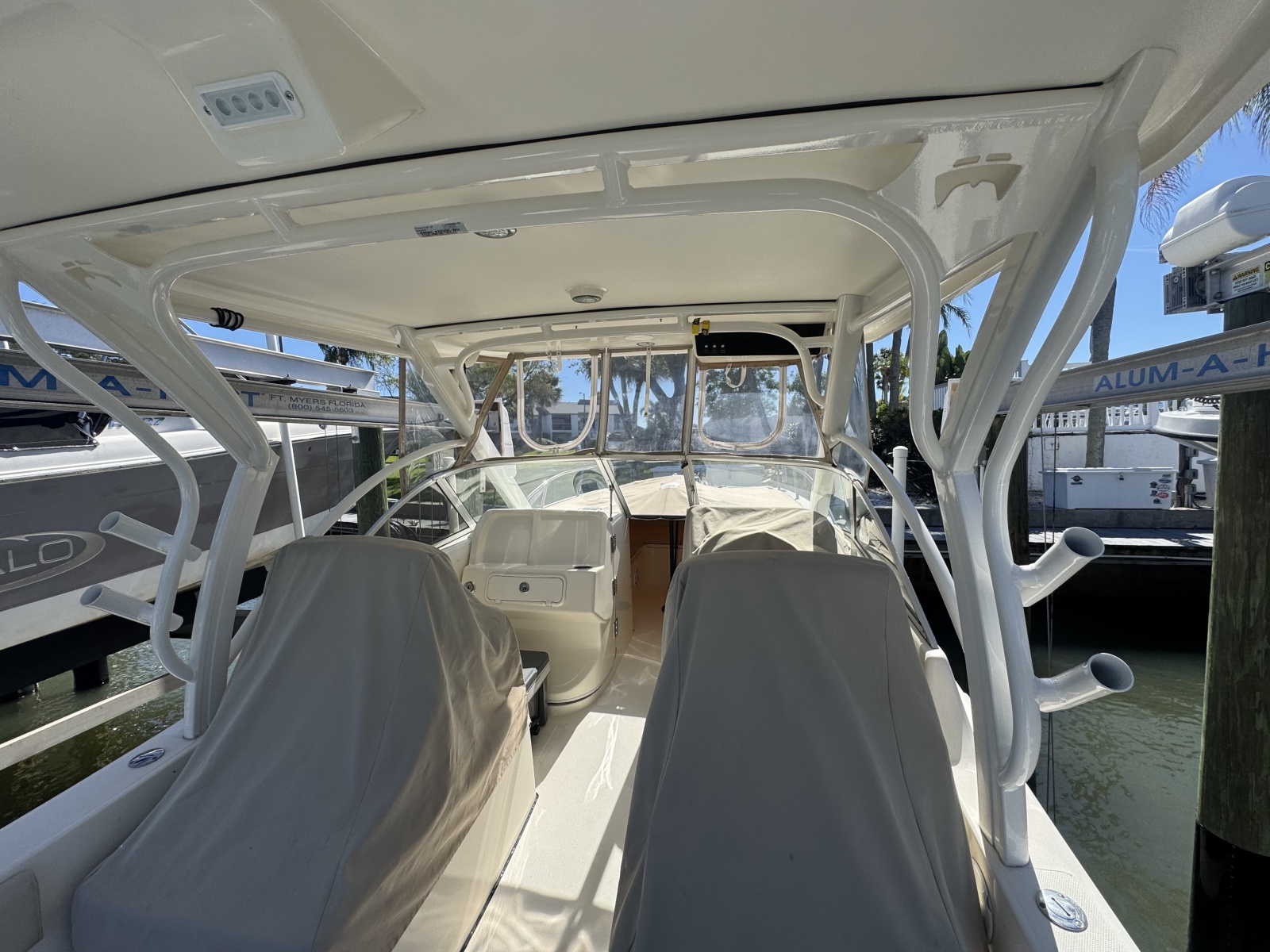 2013 World Cat 255 DC