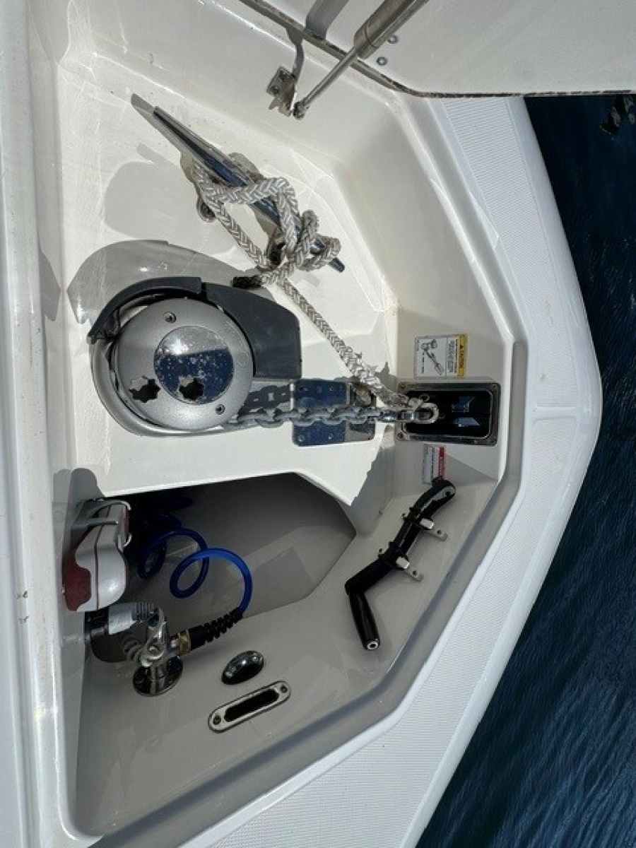 2021 Boston Whaler 380 Outrage