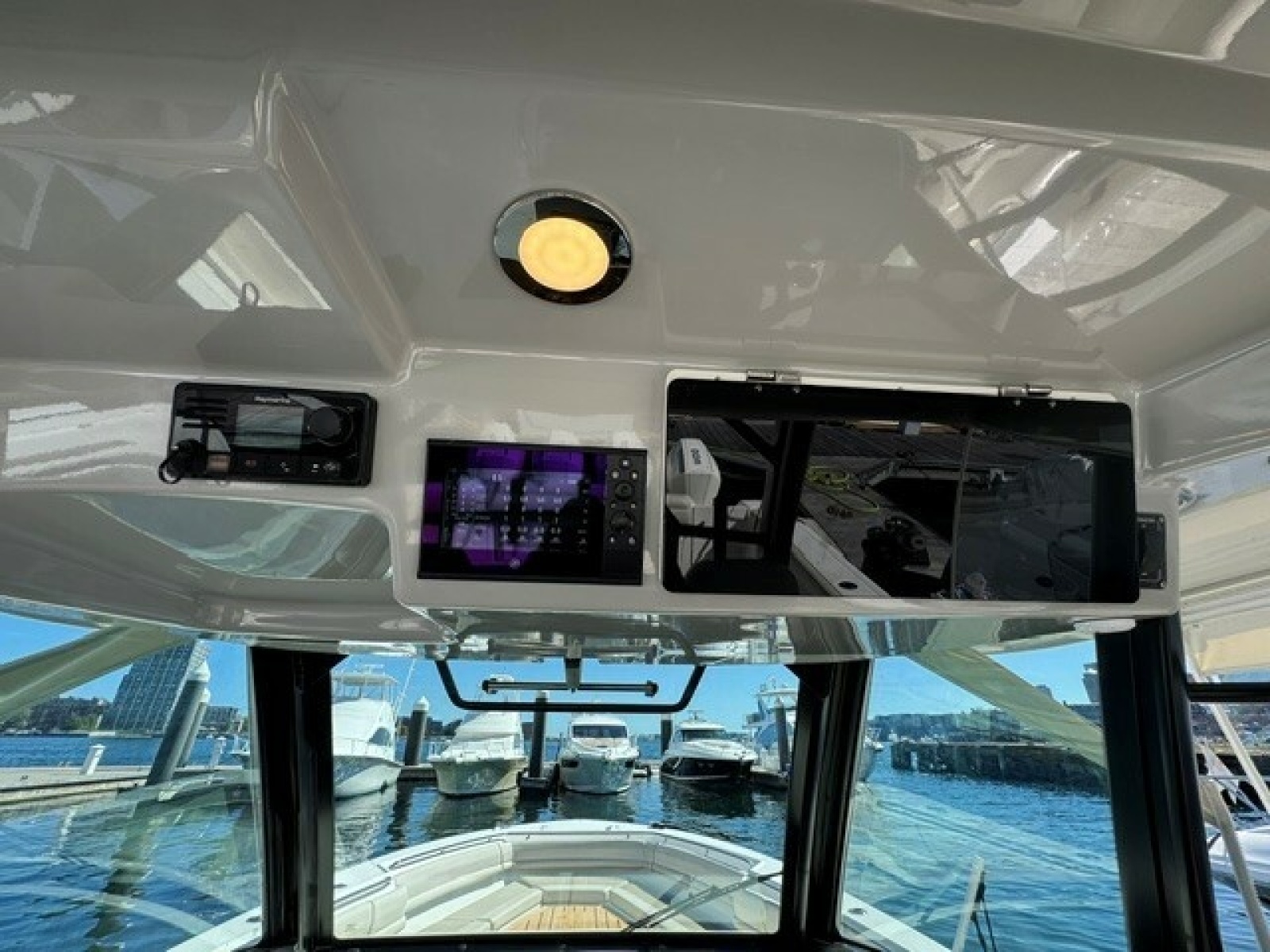 2021 Boston Whaler 380 Outrage