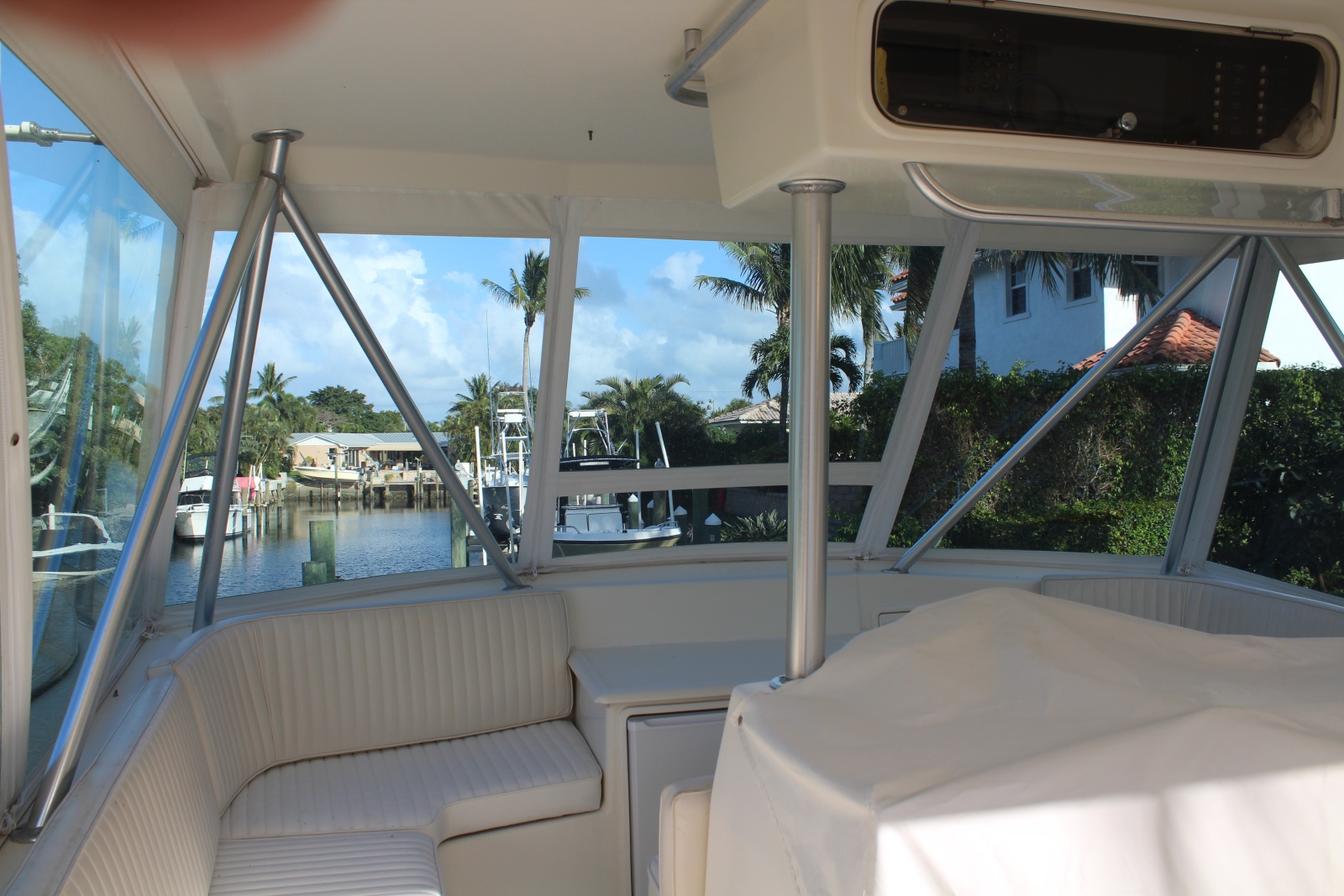 1997 Ocean Yachts 