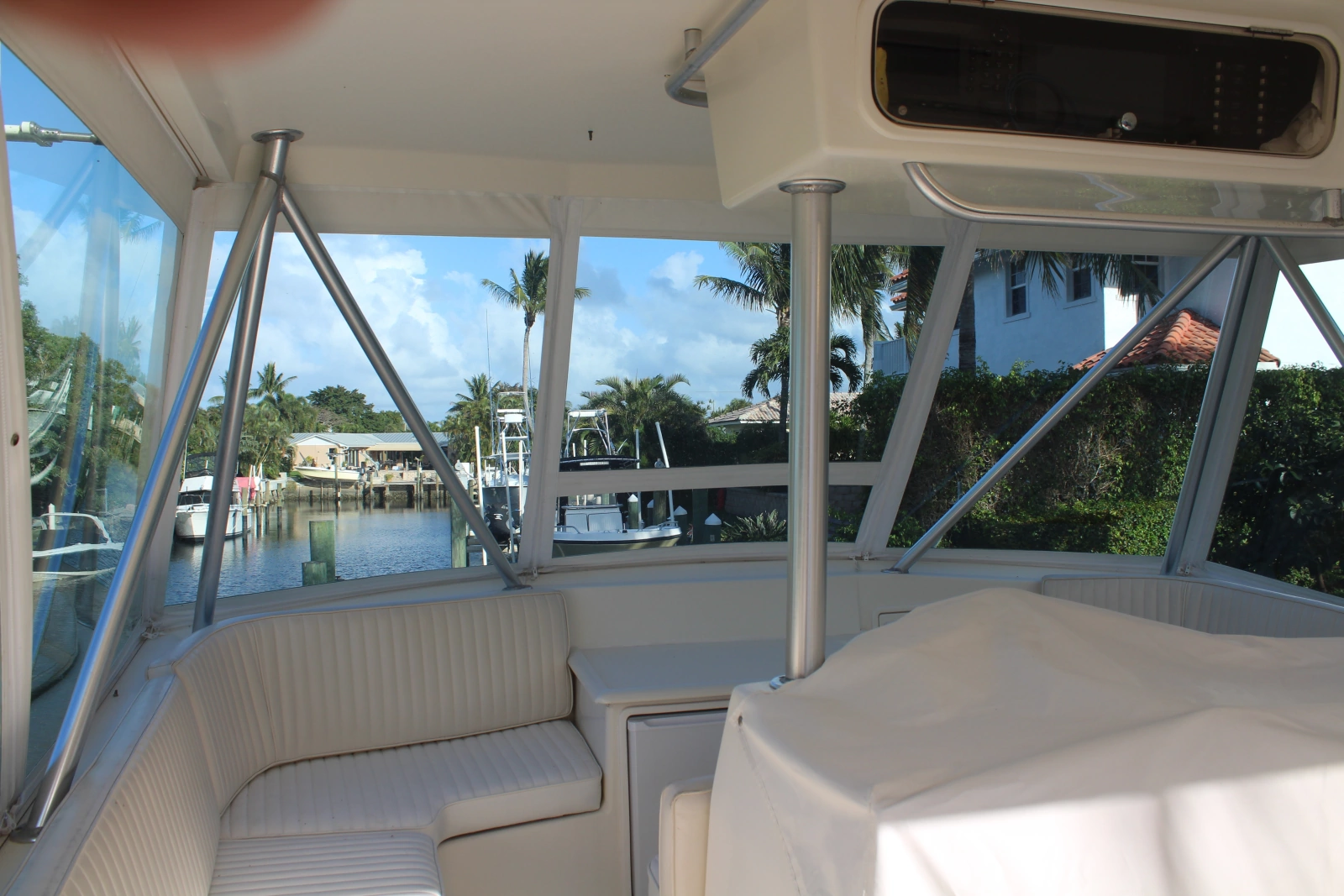 1997 Ocean Yachts 
