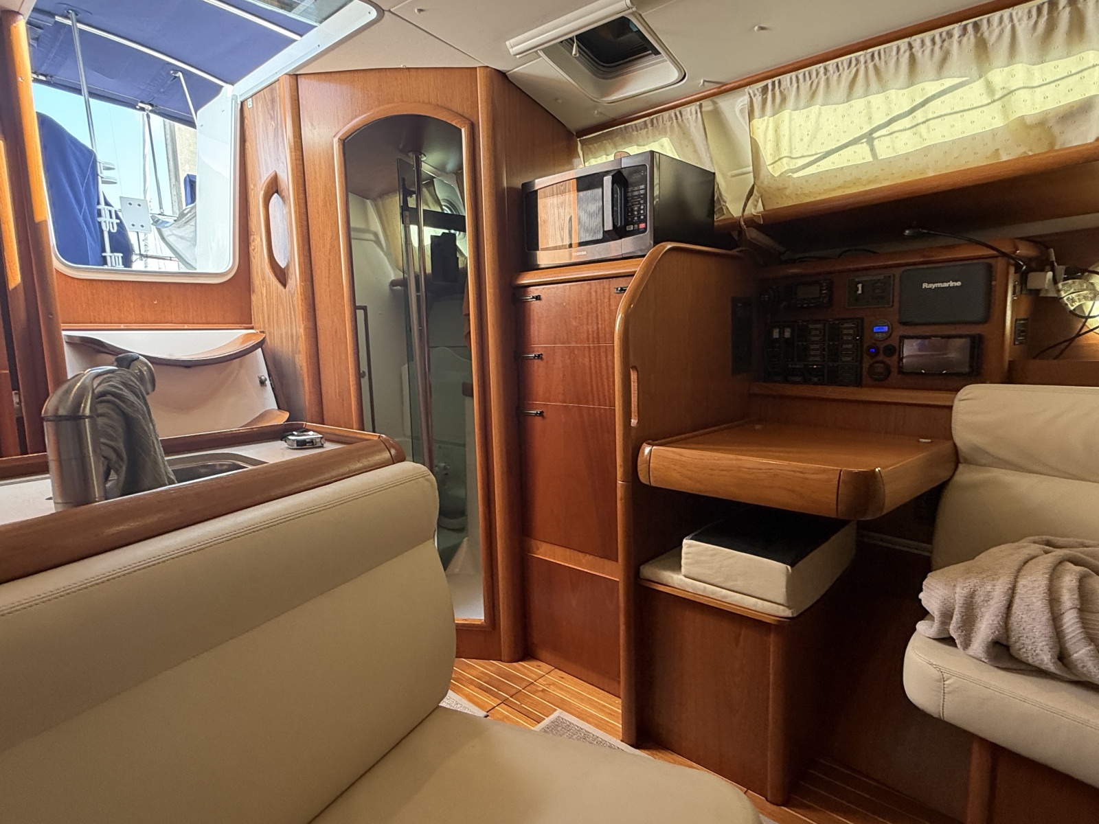 2005 Jeanneau Sun Odyssey 35