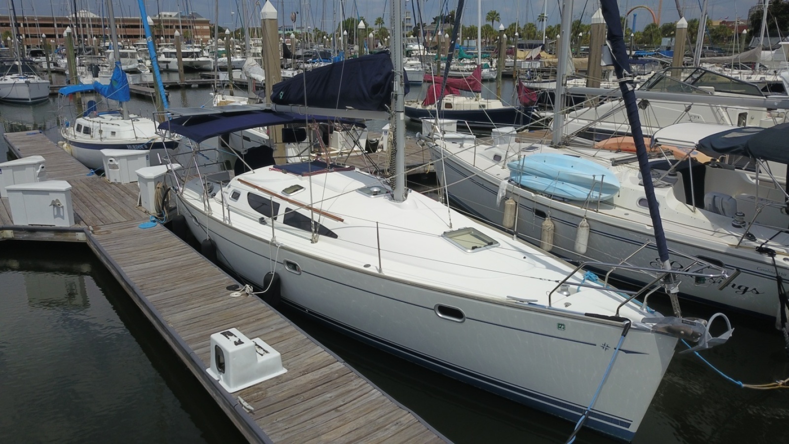 2005 Jeanneau Sun Odyssey 35