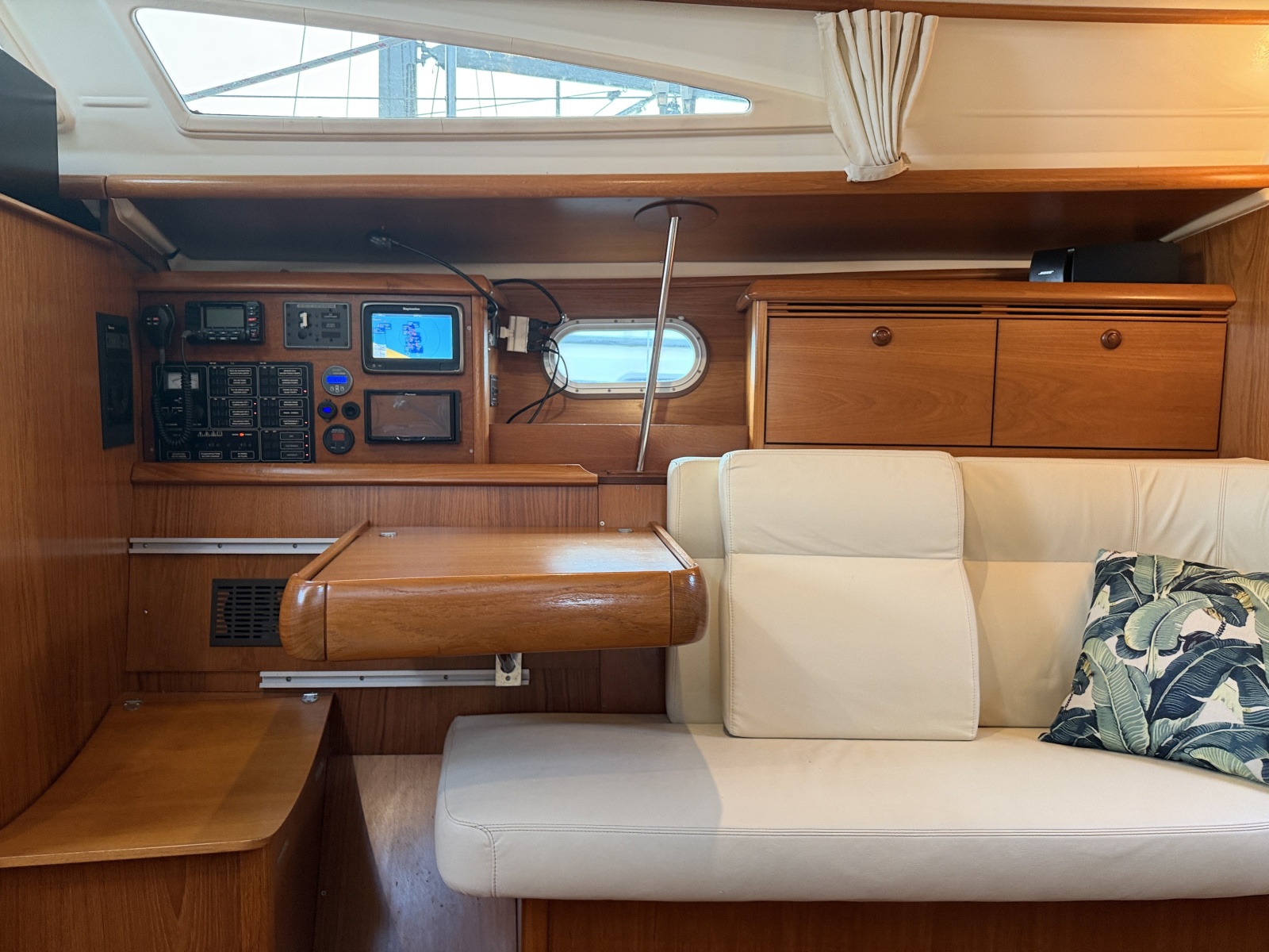 2005 Jeanneau Sun Odyssey 35