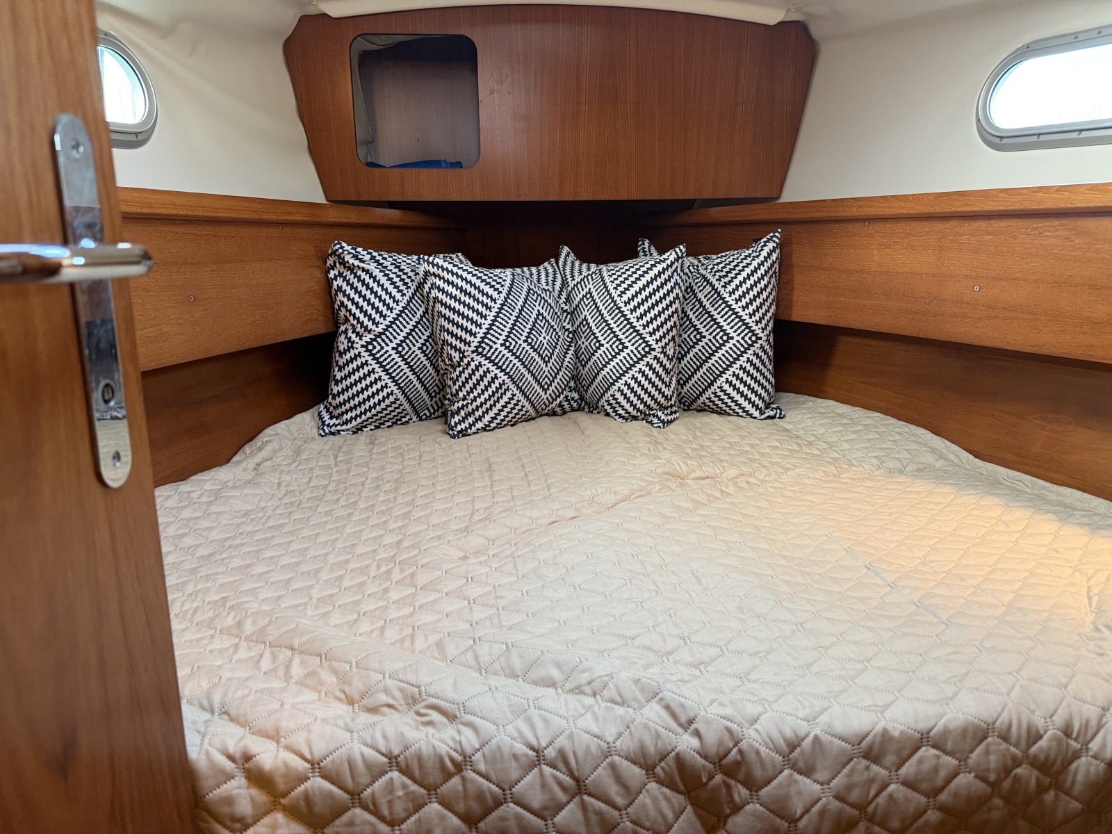 2005 Jeanneau Sun Odyssey 35