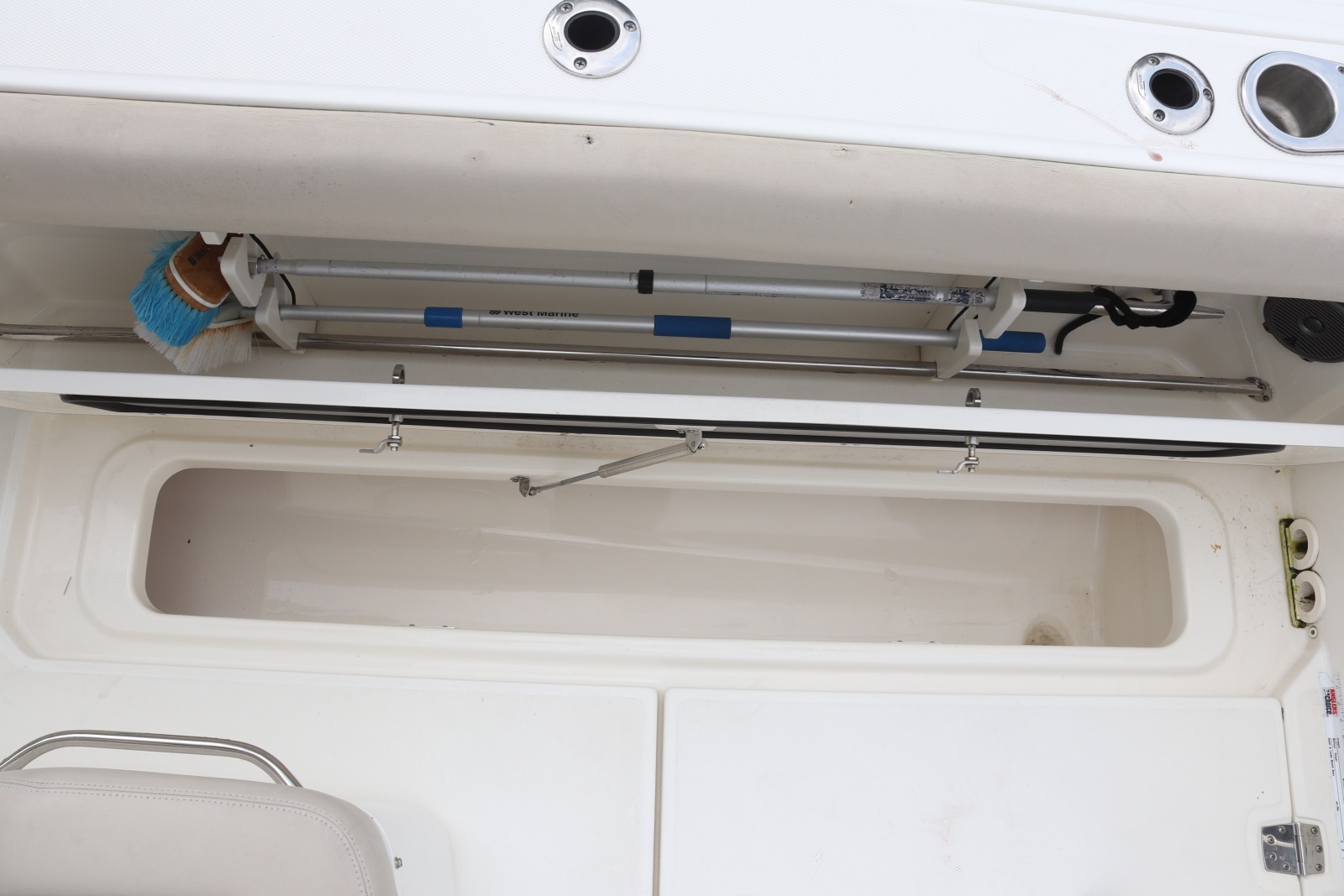 2013 Boston Whaler Outrage