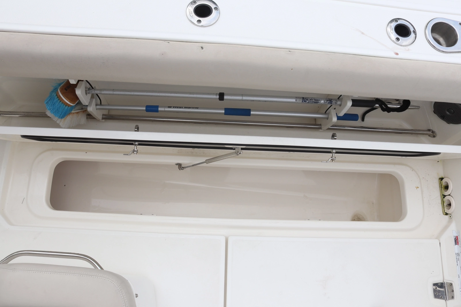 2013 Boston Whaler Outrage