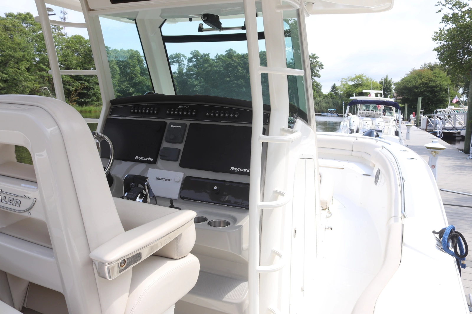 2013 Boston Whaler Outrage