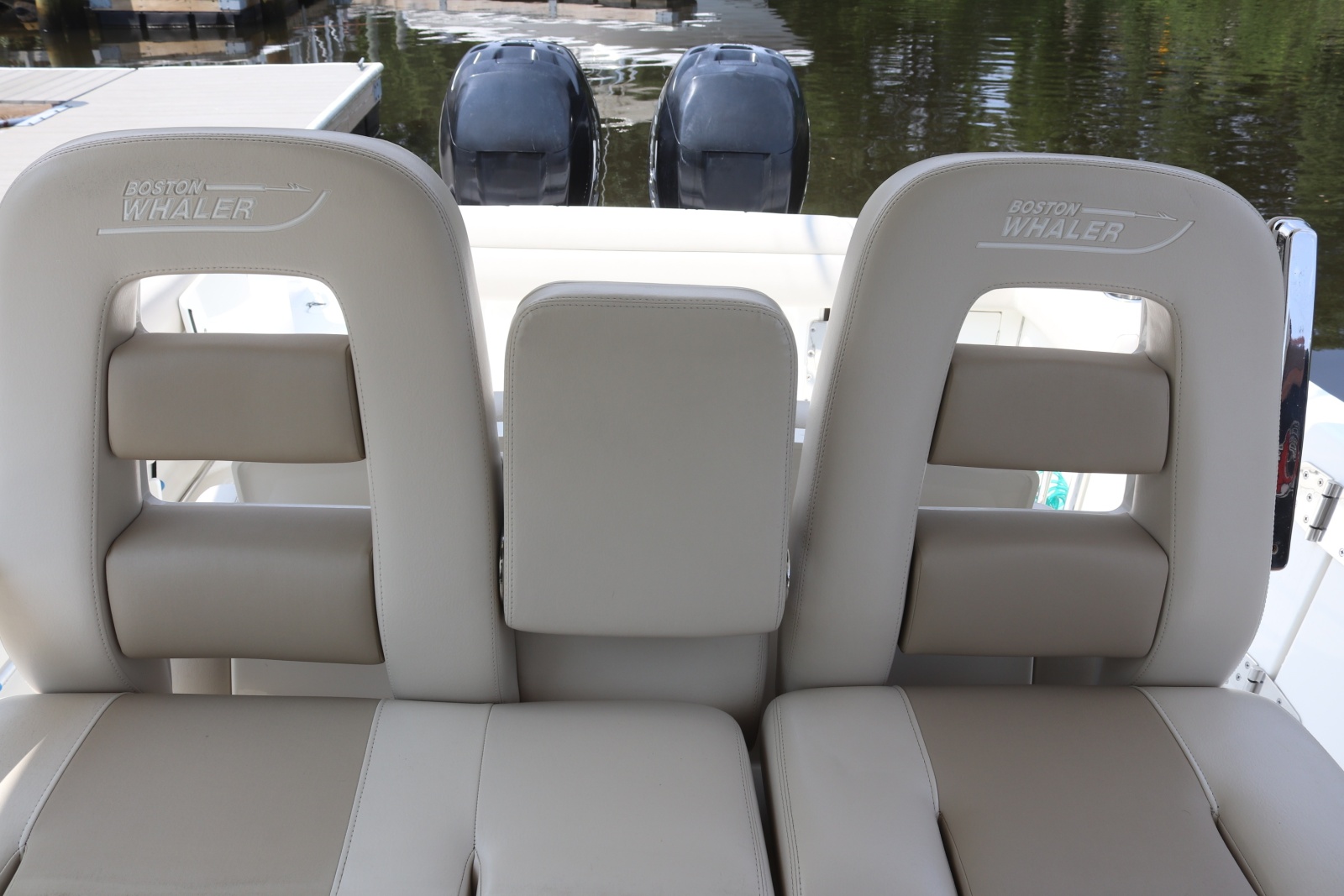 2013 Boston Whaler Outrage