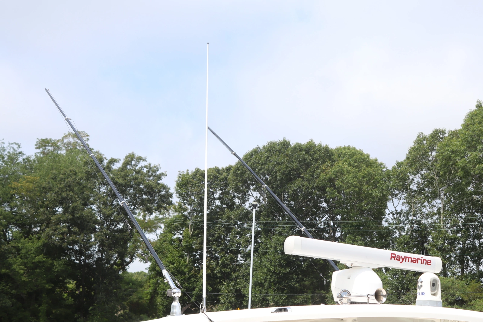 2013 Boston Whaler Outrage