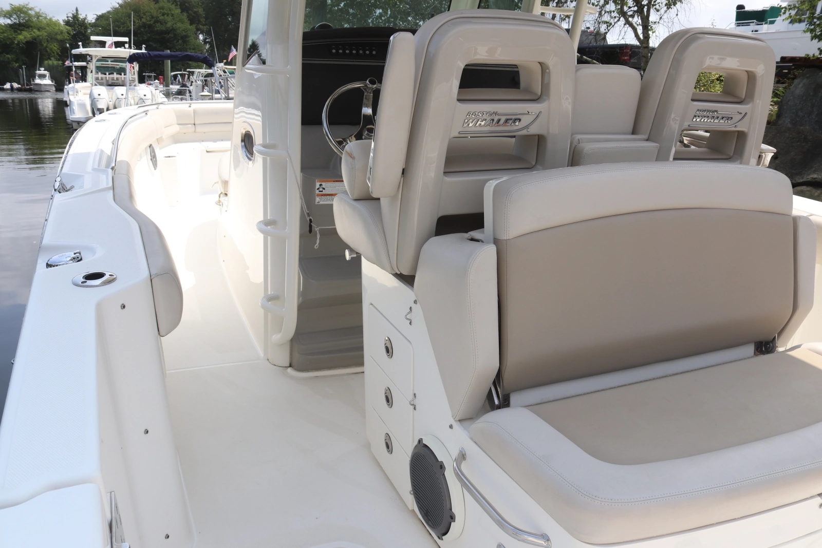 2013 Boston Whaler Outrage