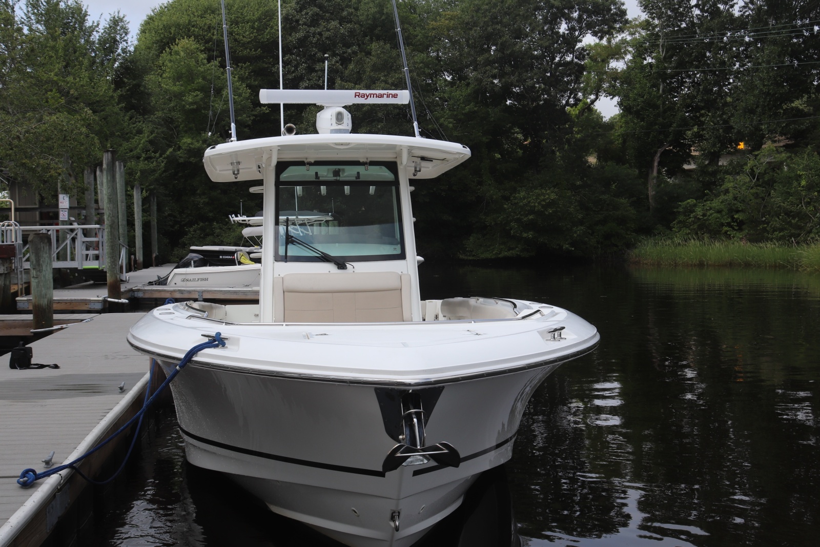 2013 Boston Whaler Outrage