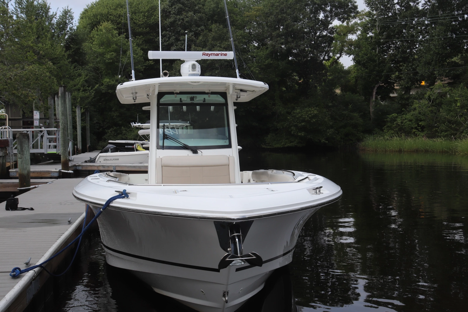 2013 Boston Whaler Outrage