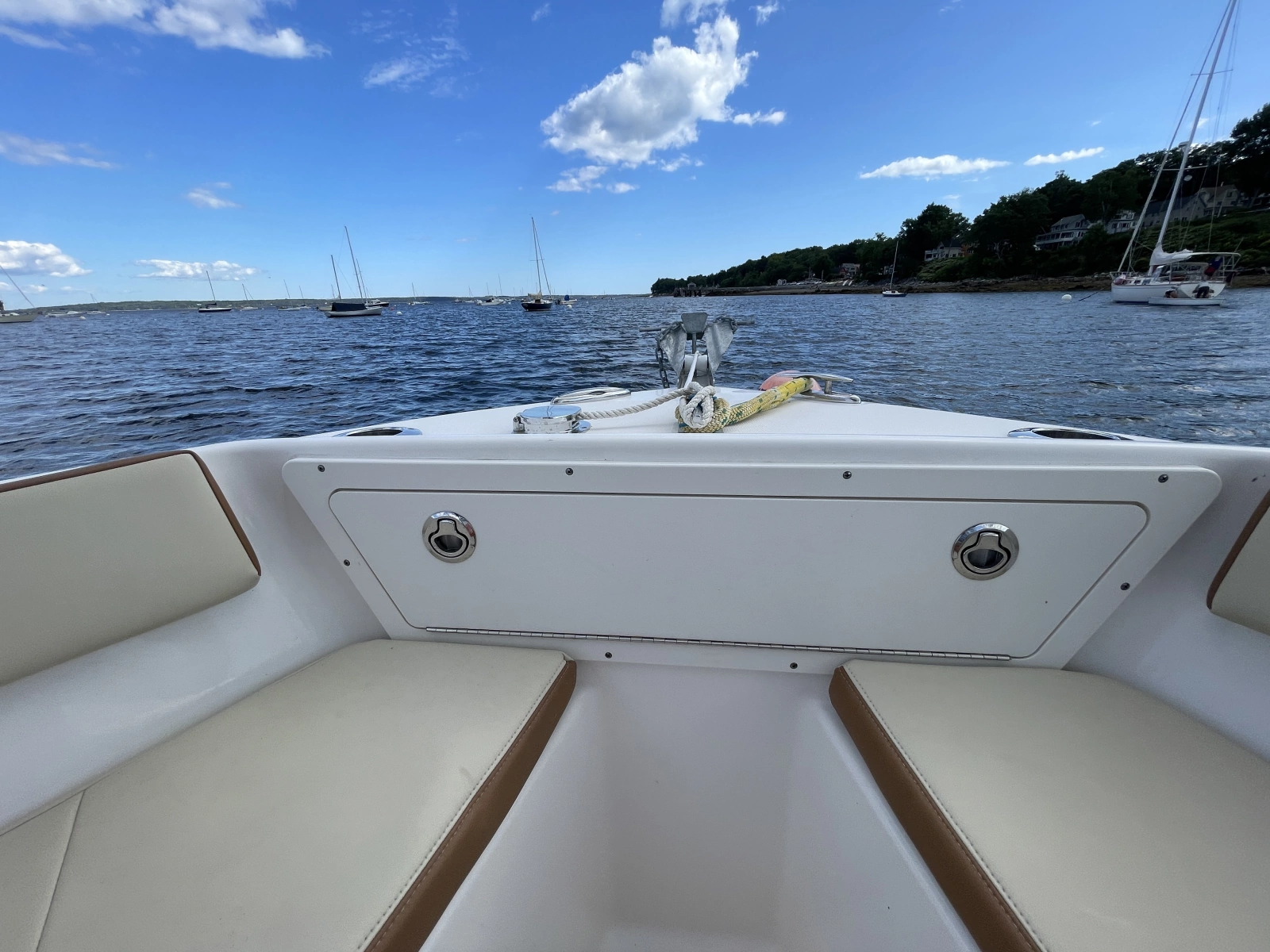 2020 Century 2200 Center Console