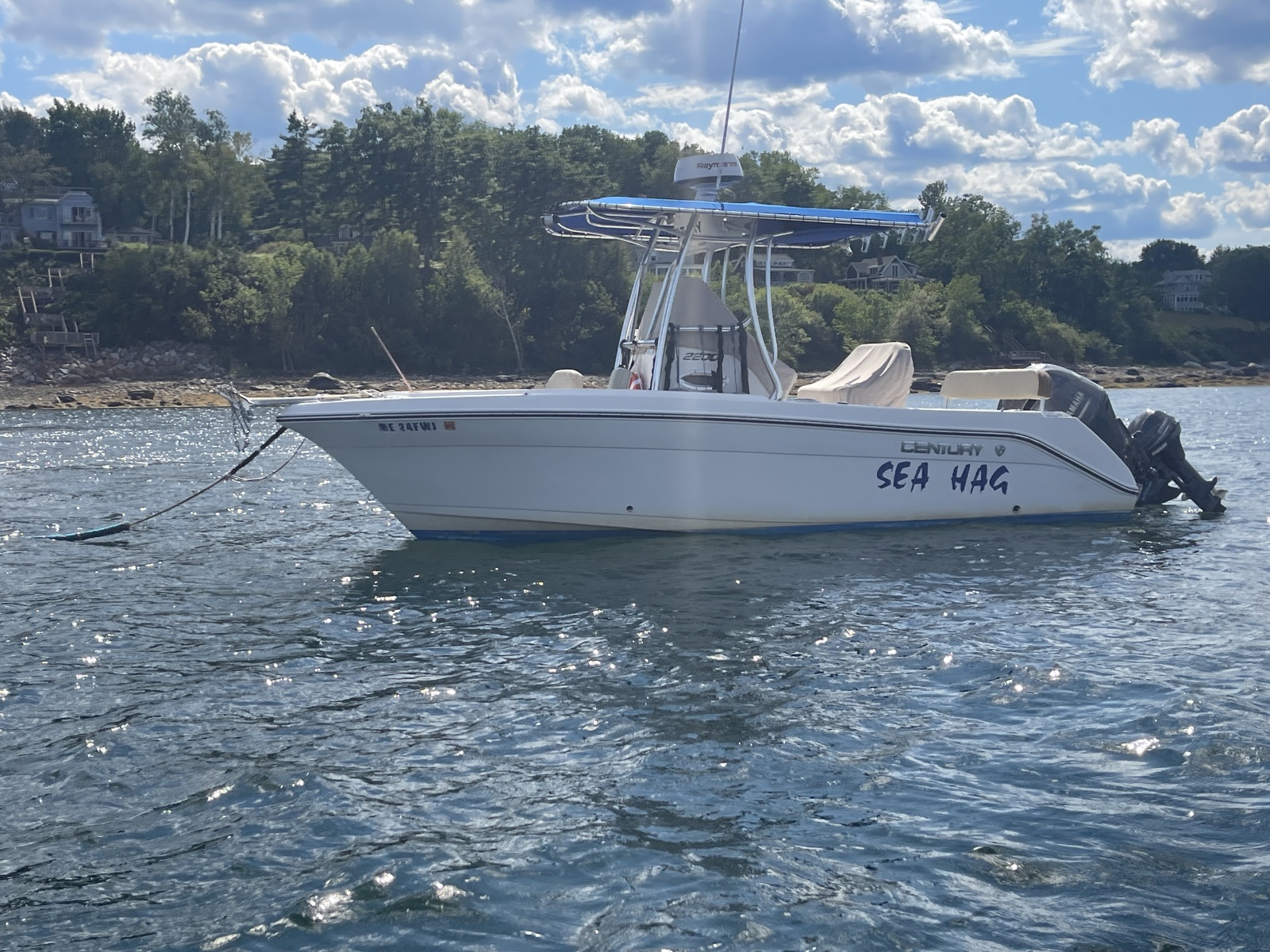 2020 Century 2200 Center Console