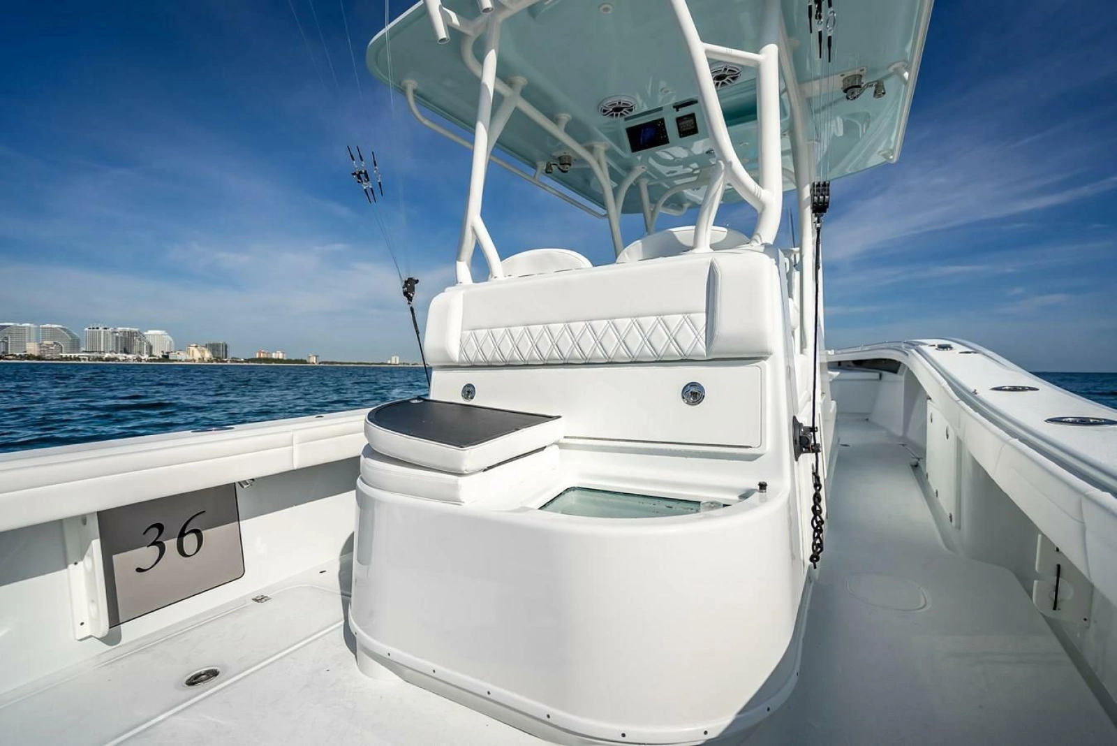 2023 Yellowfin 36 Center Console