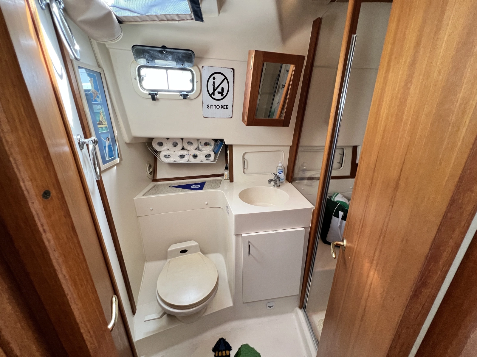 2001 Mainship 390