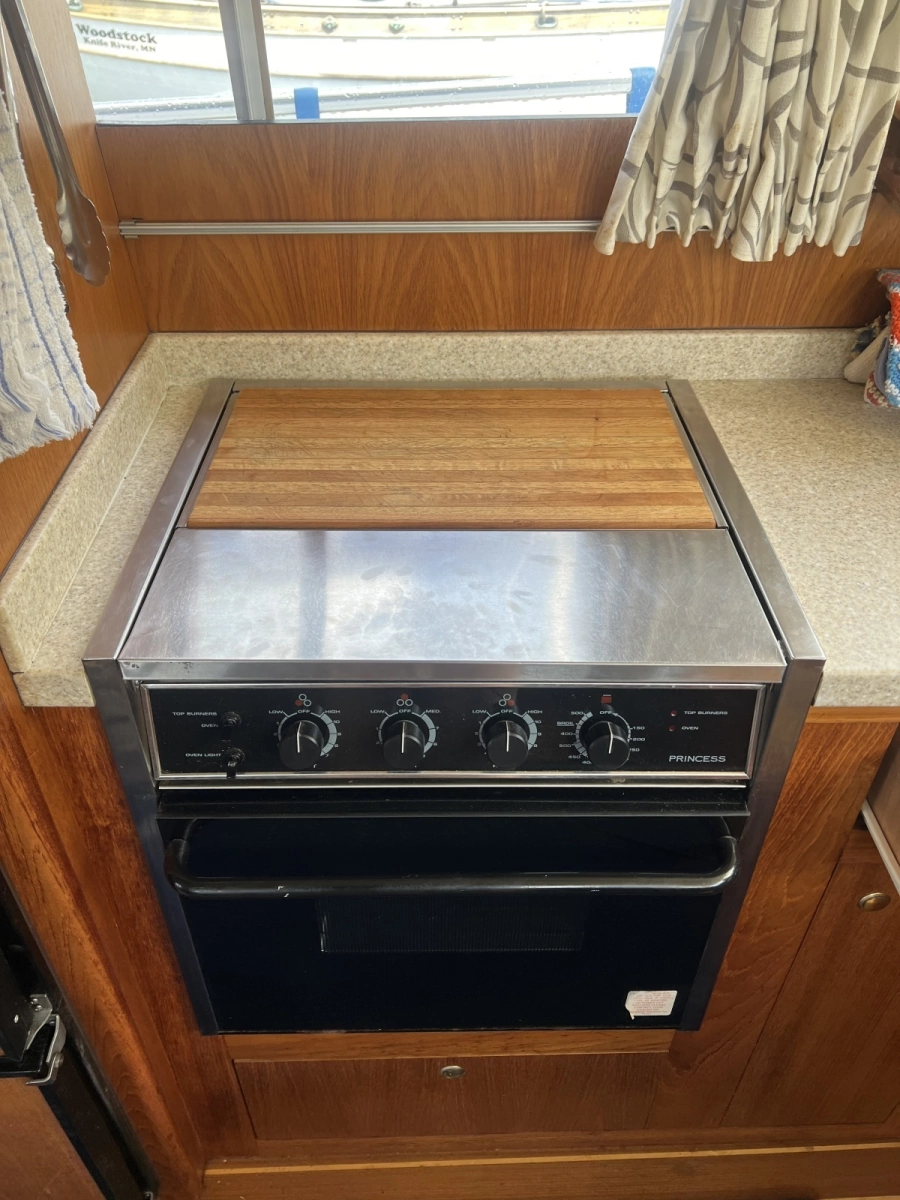 2001 Mainship 390