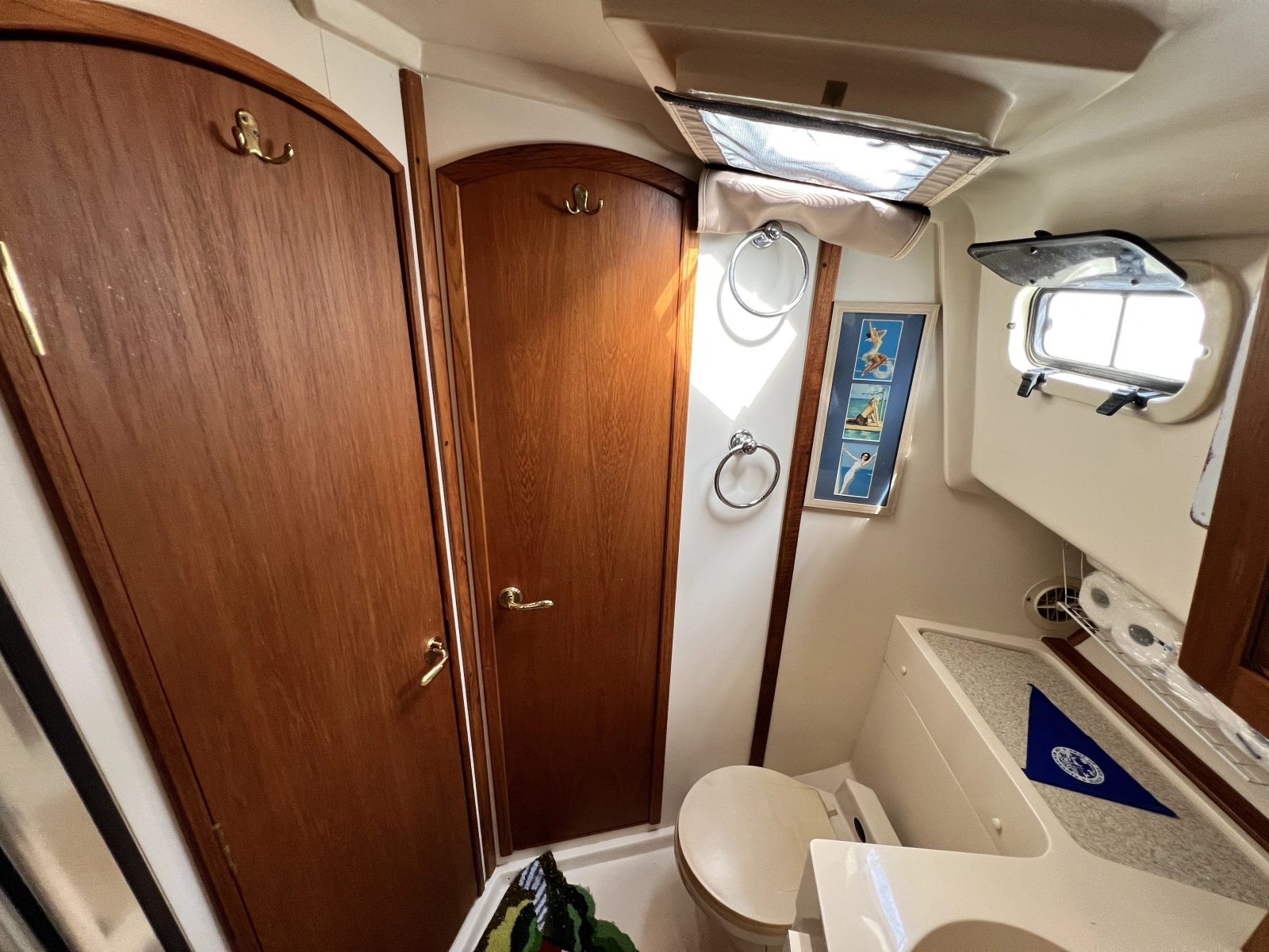 2001 Mainship 390