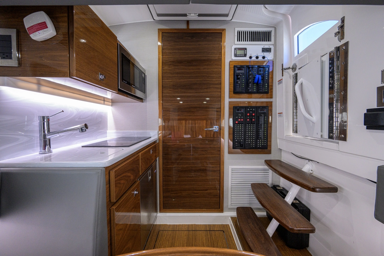 Valhalla 46 - Cabin Entrance