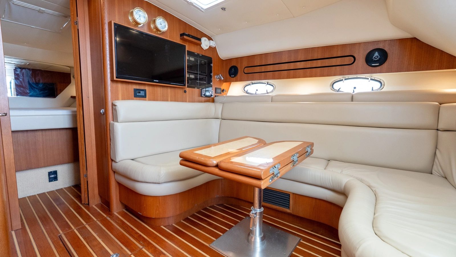 2004 Tiara Yachts 3800 Open
