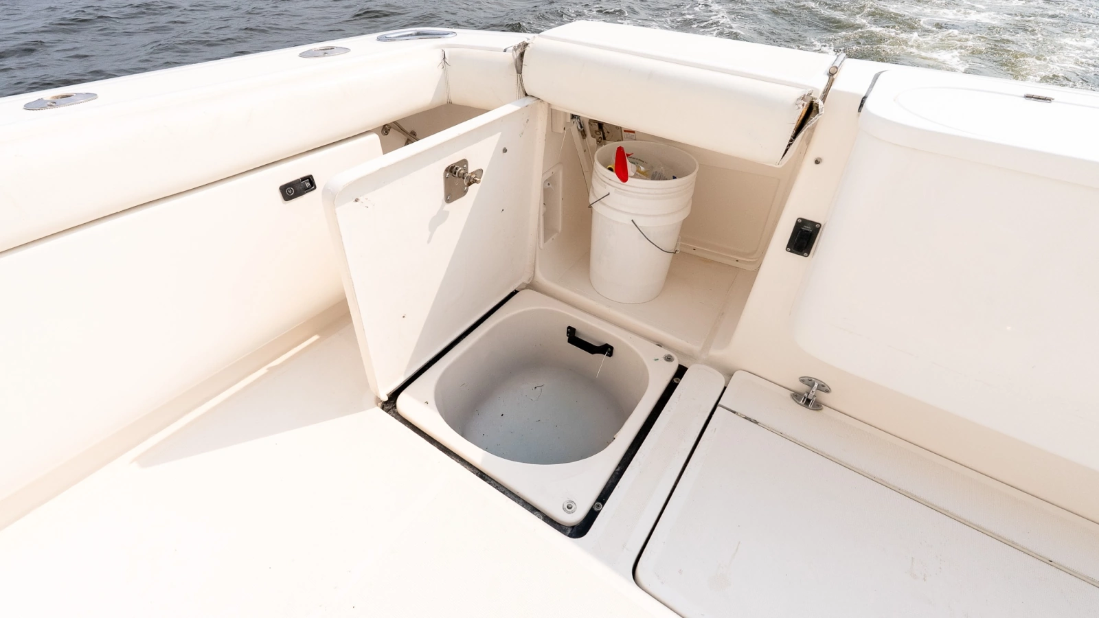 2004 Tiara Yachts 3800 Open