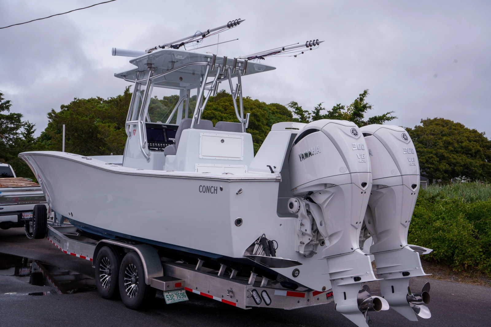 2026 Conch 33