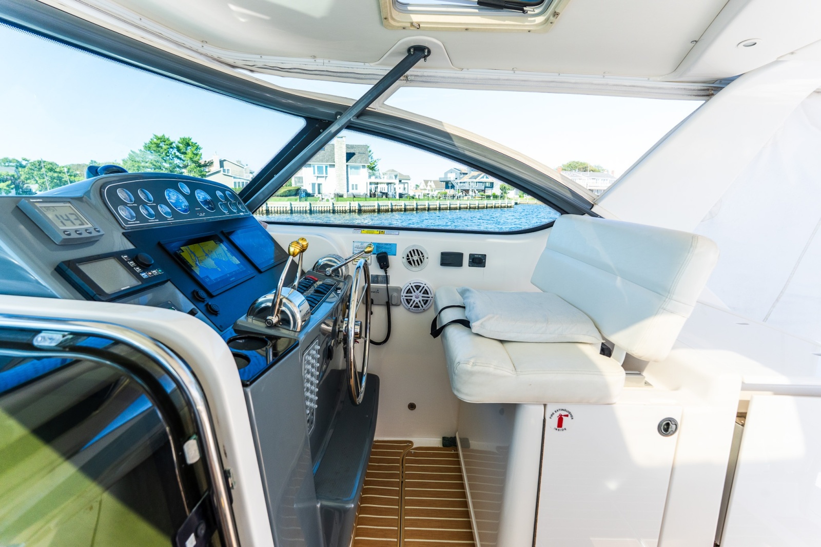 2003 Tiara Yachts 3800 Open