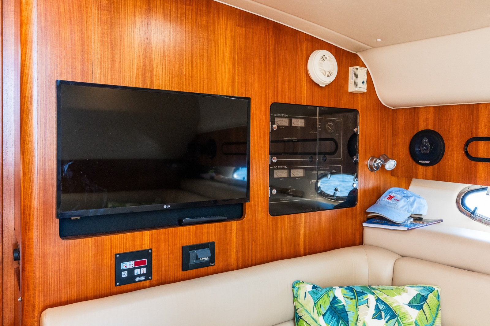 2003 Tiara Yachts 3800 Open
