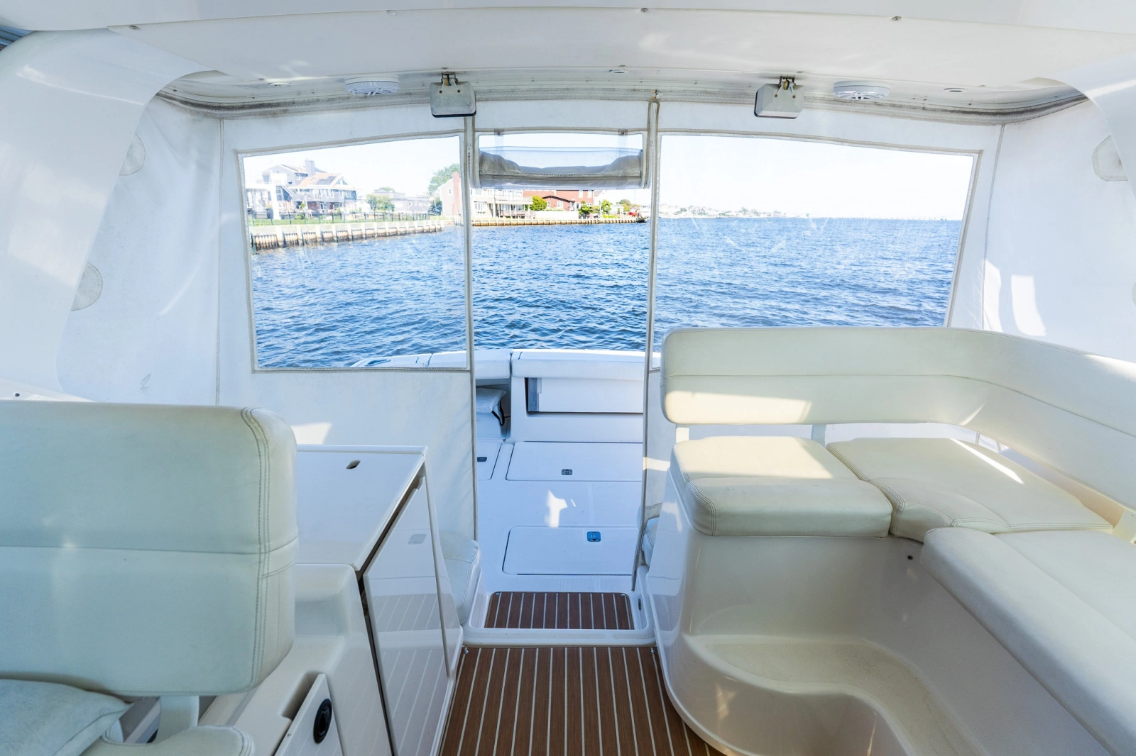 2003 Tiara Yachts 3800 Open