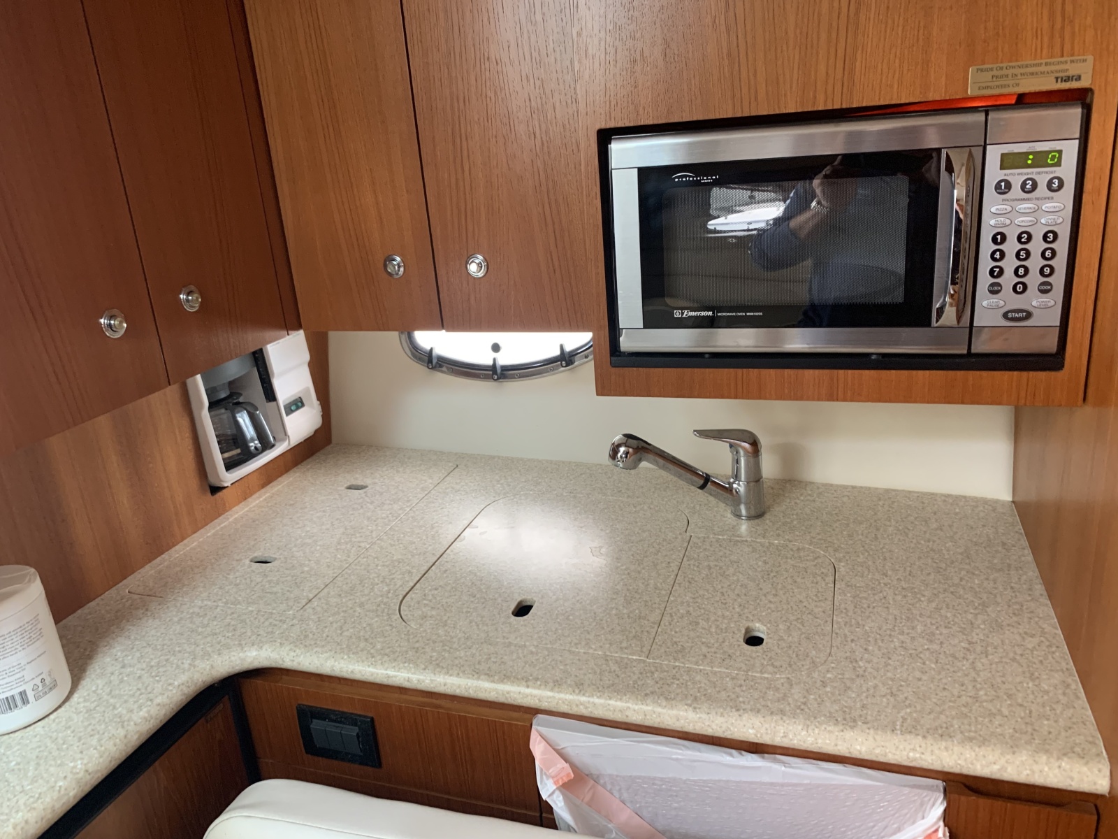 2003 Tiara Yachts 3800 Open