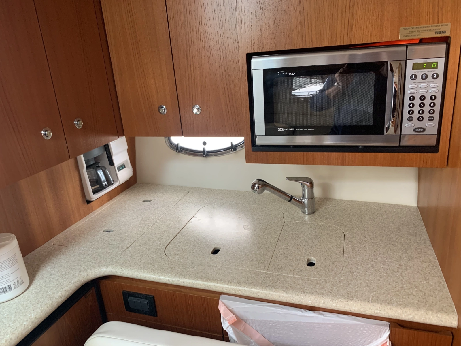 2003 Tiara Yachts 3800 Open