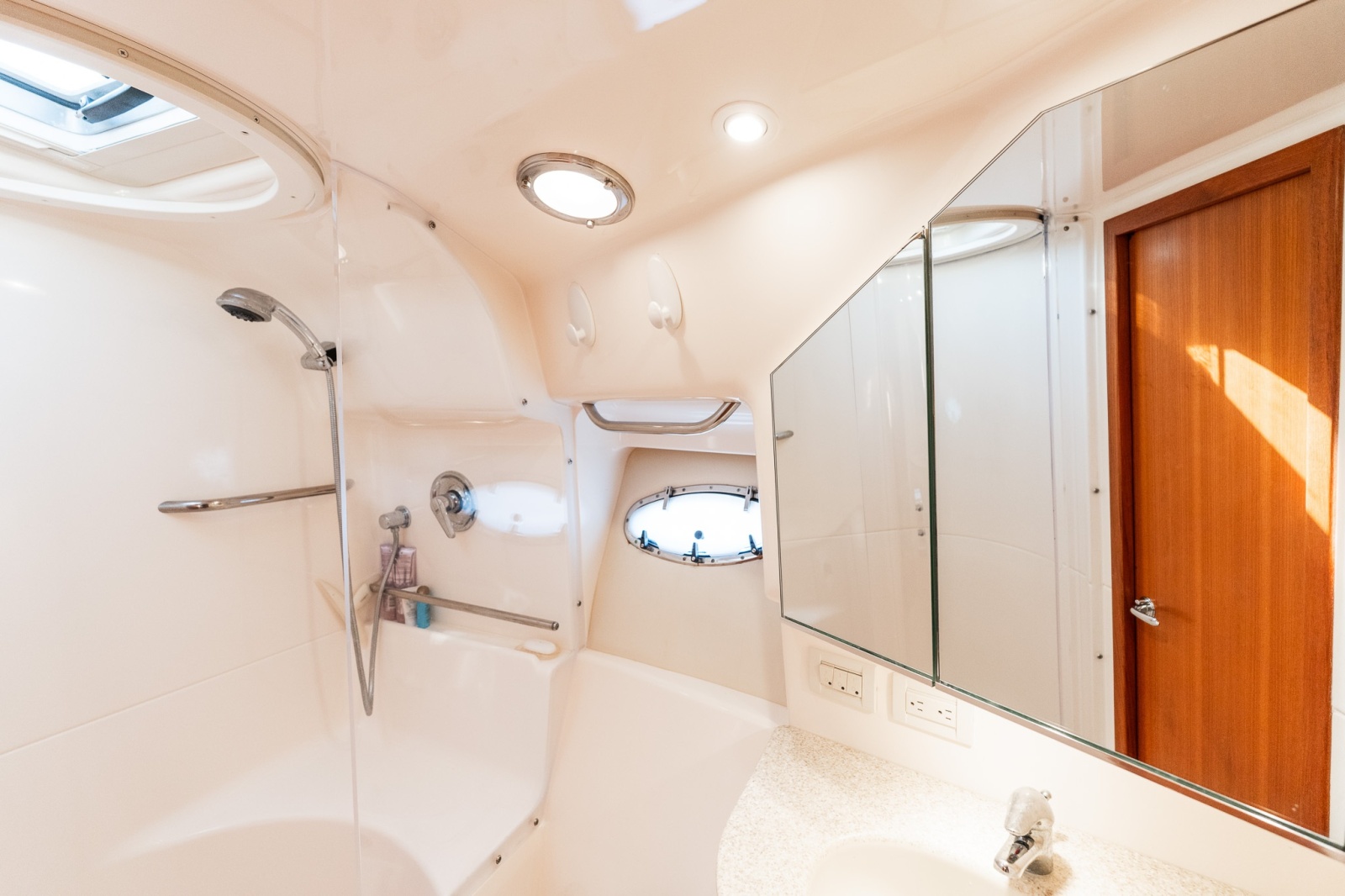 2003 Tiara Yachts 3800 Open