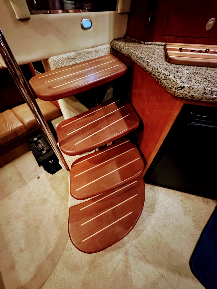 2005 Sea Ray 390 Sundancer
