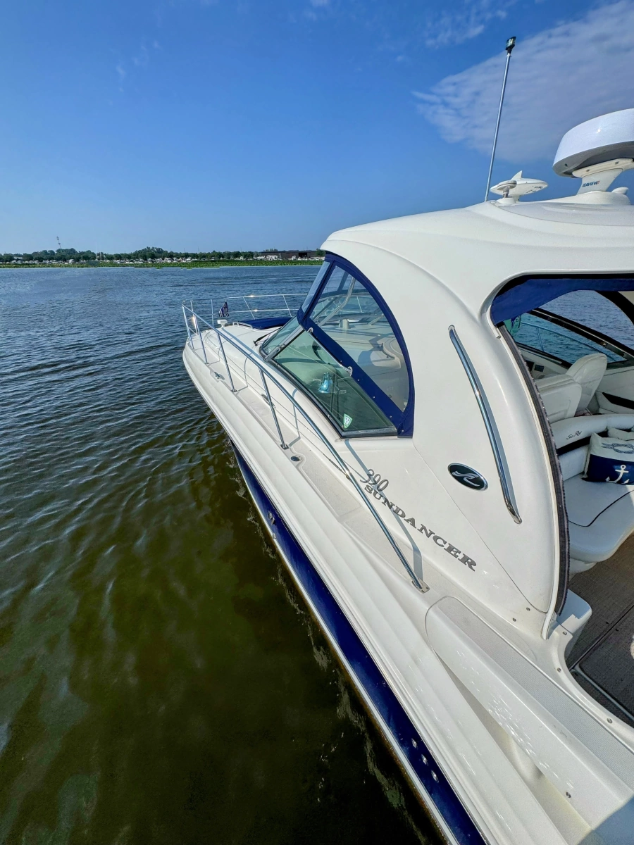 2005 Sea Ray 390 Sundancer