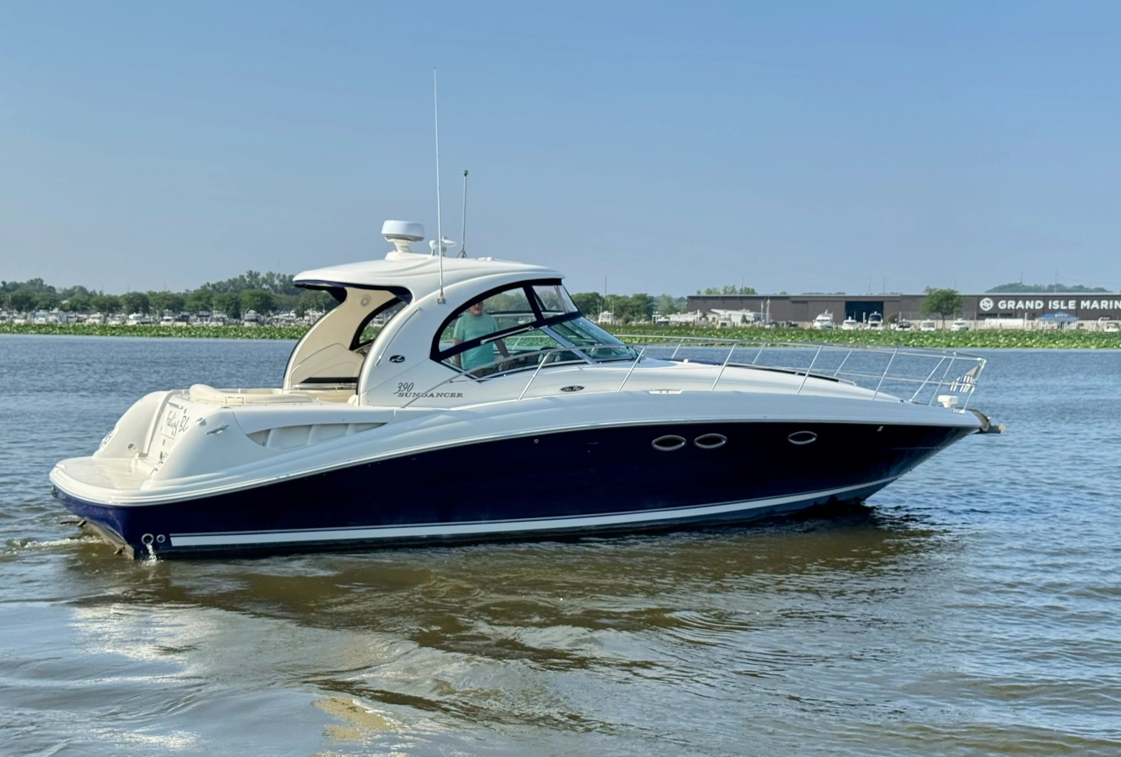 2005 Sea Ray 390 Sundancer