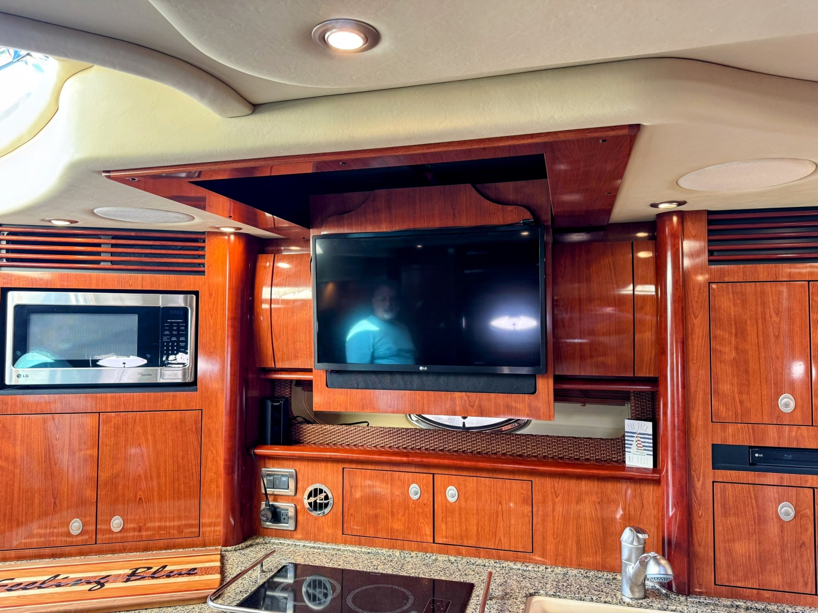 2005 Sea Ray 390 Sundancer
